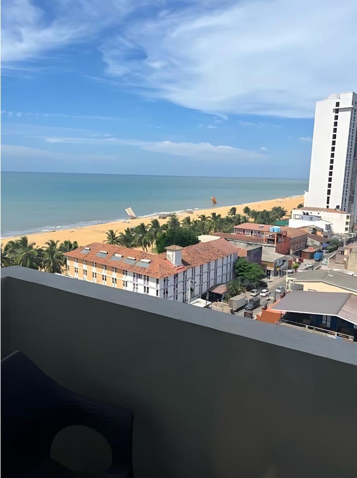 Negombo Ocean Breeze - Bliss On The Beach Luxury Apartments By Serendib Vacation Ngoại thất bức ảnh